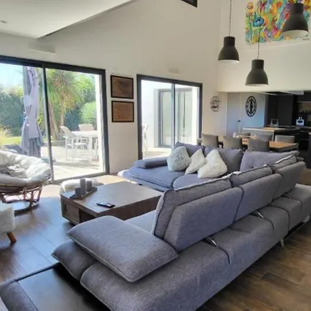 Holiday home 4 - 130m2 - 8 Personnes *
